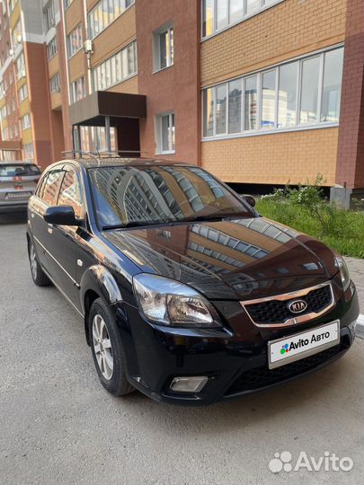 Kia Rio 1.4 AT, 2010, 122 136 км