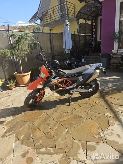 KTM 690 smcr