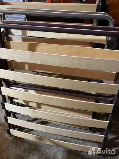 Раскладушка с матрасом