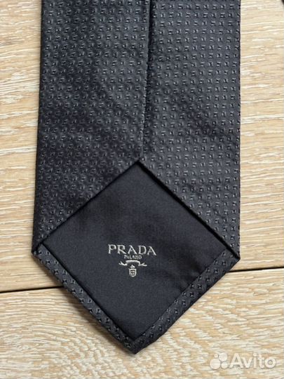 Галстук Prada