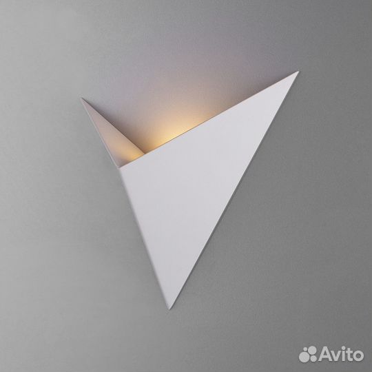 Светильник настенный светодиодный