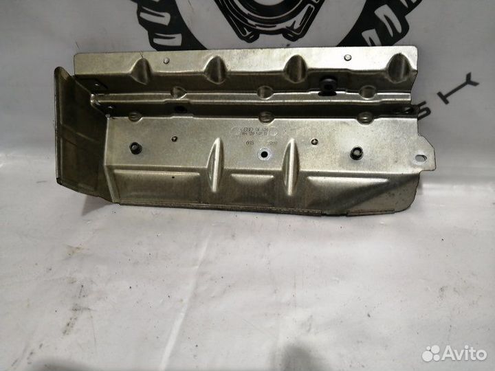 Кожух Volkswagen Tiguan 2008-2011 5N