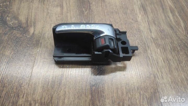 Ручка двери внутренняя передняя левая Toyota