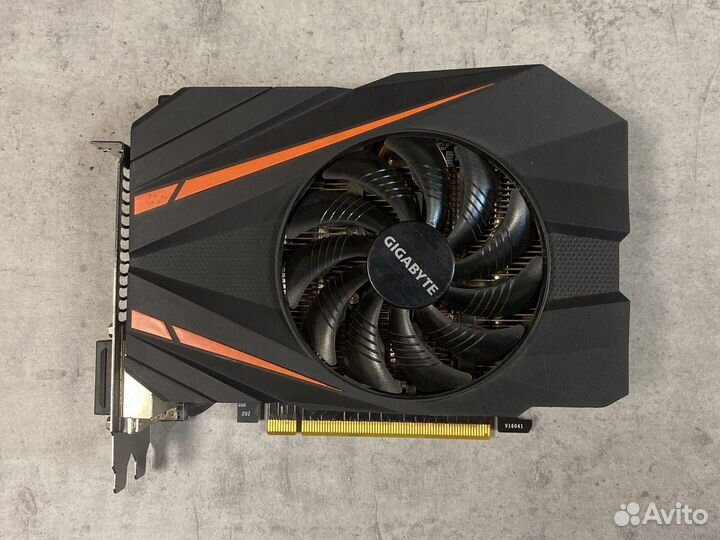 Видеокарта GTX 1070 8gb Gigabyte