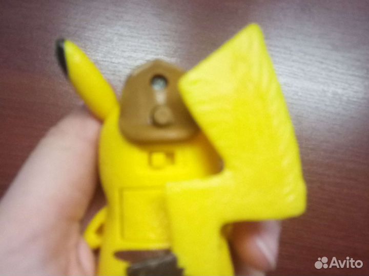 Игрушка пикачу