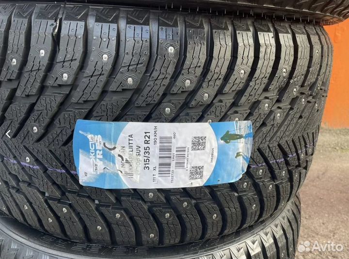 Nokian Tyres Hakkapeliitta 10p SUV 275/40 R21 и 315/35 R21 111T