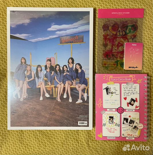 Twice Momo D'Festa 3D Lenticular dicon