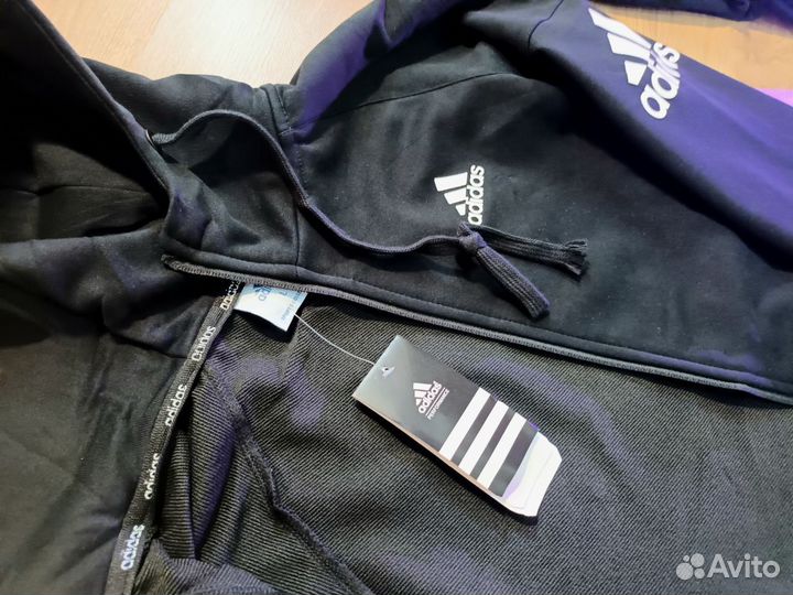 Спортивные костюмы Adidas