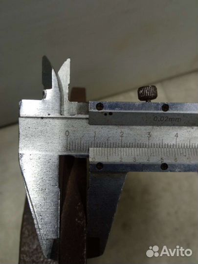 Диск тормозной передний Volkswagen Golf 3