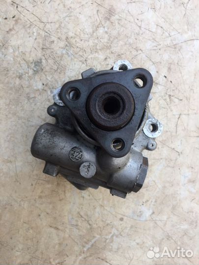 Насос гидроусилителя Ford Scorpio 2.- (1994-98)