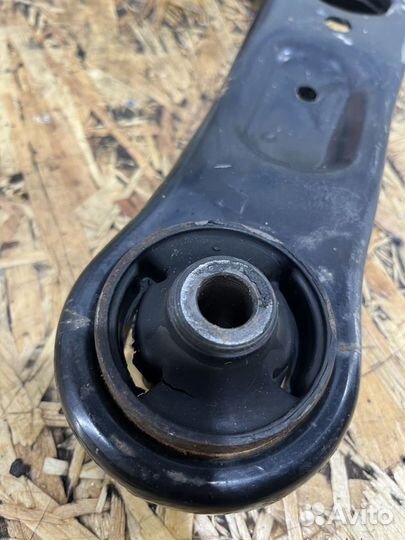 Рычаг передний прав Хендай Элантра MD