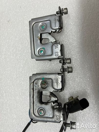 Замок капота в сборе правый Bmw X5 F15 N57D30A