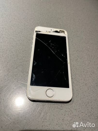 iPhone 5S, 16 ГБ