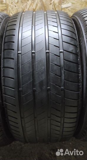 Bridgestone Alenza 001 275/45 R20 и 305/40 R20 101