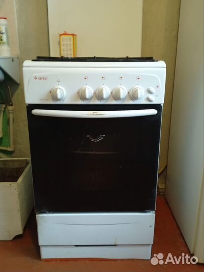 Холодильник и газовую плиту