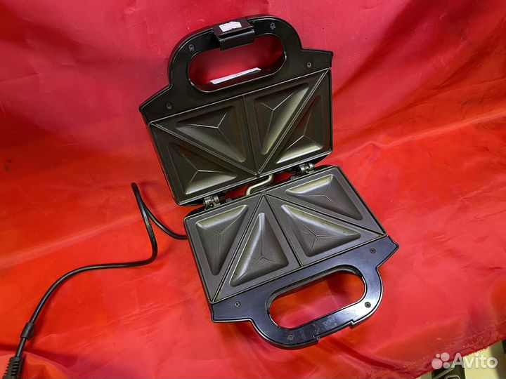 Сэндвичница Moulinex 700 Вт