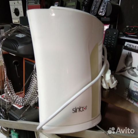 Продам эл.чайник Simbo