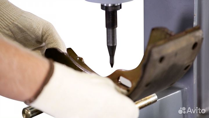 Клепальный станок для тормозных колодок KraftWell