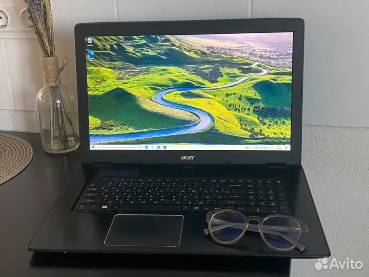 Ноутбук Acer Aspire E5 774G core i7 диагональ 17.3