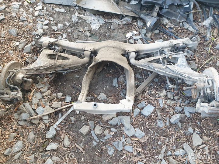 Задняя сложная балка bmw e34 бмв е34 210тип редукт