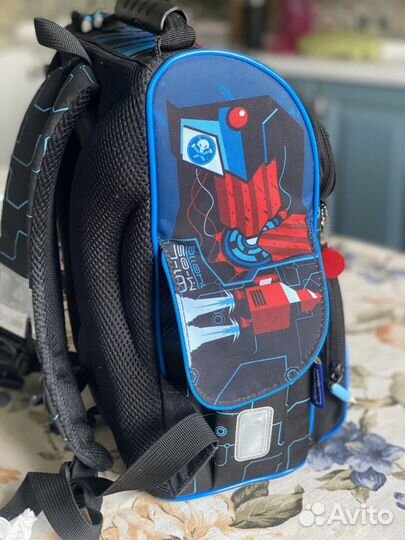 Школьный рюкзак