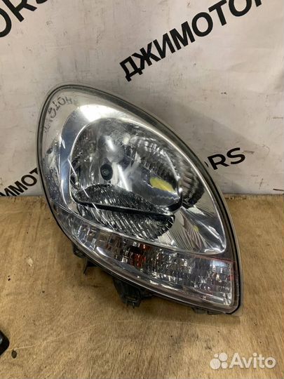 Фара правая Renault Kangoo 2003-2007