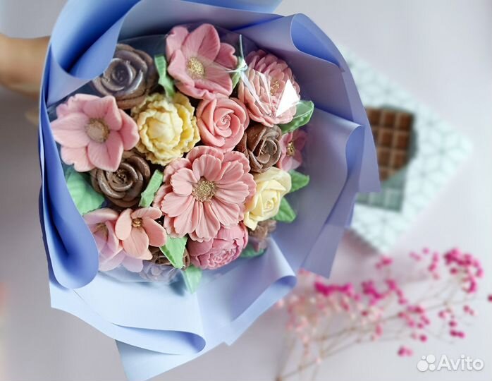 Шоколад подарки букеты наборы цветы