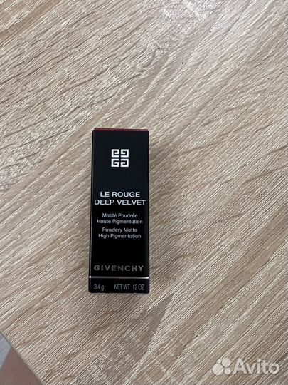 Губная помада givenchy