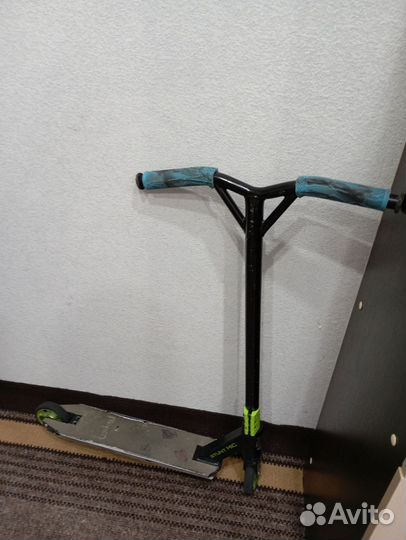 Трюковой самокат