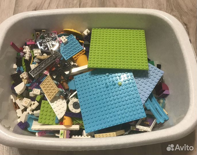 Lego friends россыпью 2,3 кг