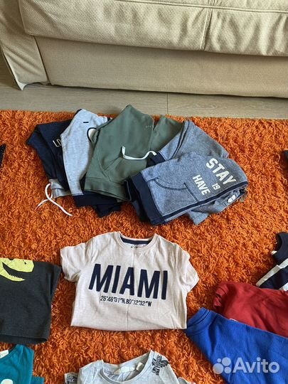 44 вещи.Костюмы, футболки, шорты 110-116см