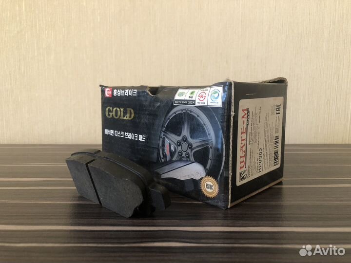 Тормозные колодки задние Chrysler Sebring