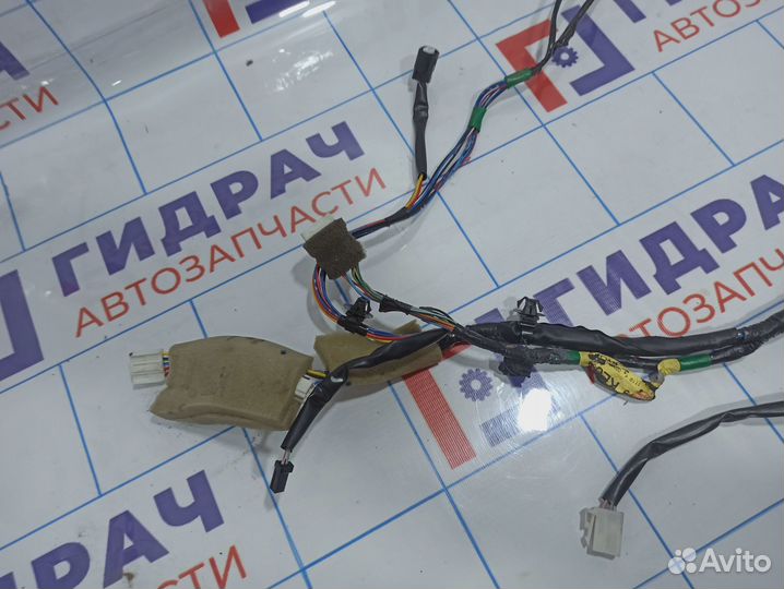 Проводка двери передней правой Suzuki Grand Vitara