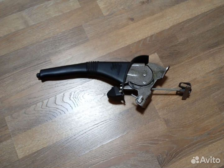 Ручник рено логан