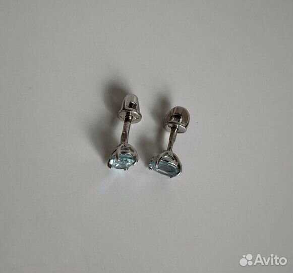 Серьги серебряные пусеты с топазом