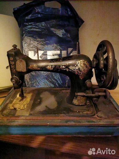 Швейная машинка зингер ручная