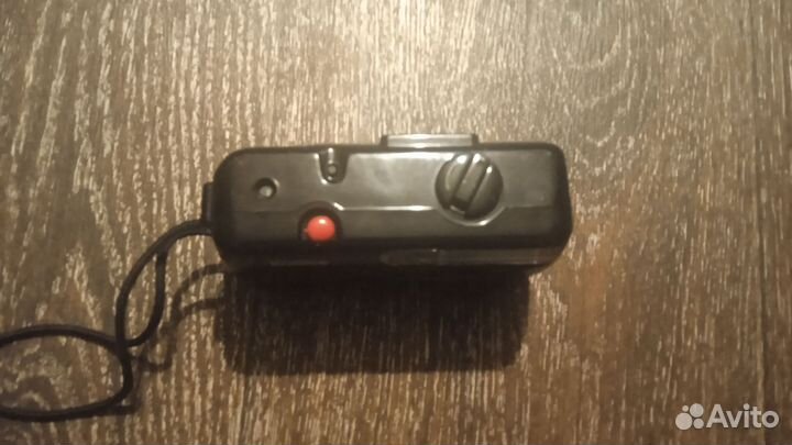 Плёночный фотоаппарат konica