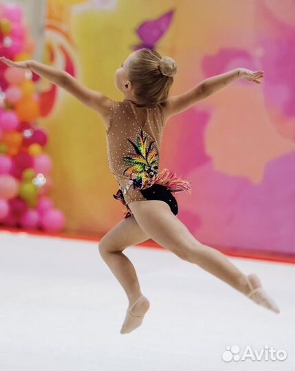 Купальник для художественной гимнастики