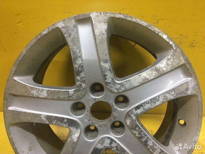 Есть трещина. 4 шт. Диски - R17 (5х114,3)