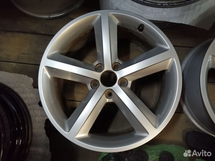 Диски 5x112 R18 8J Et47 Audi A4 (B8) S line