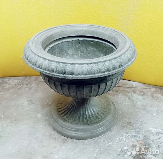 Вазон из бетона