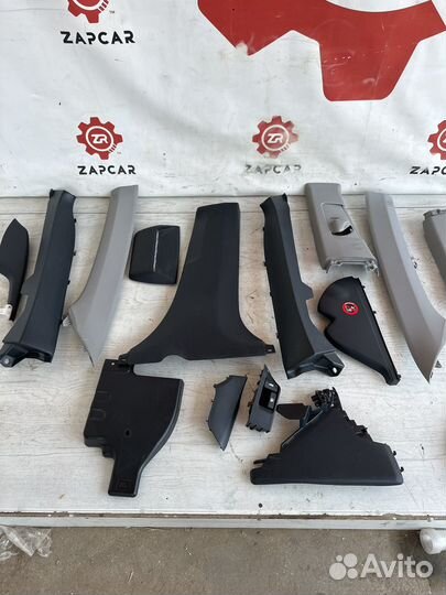 Пластик салонный Camry v50