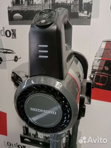 Пылесос вертикальный беспроводной Redmond RV-UR362