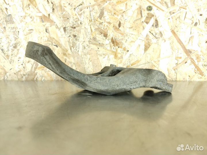 Кронштейн компрессора кондиционера Peugeot 408 201