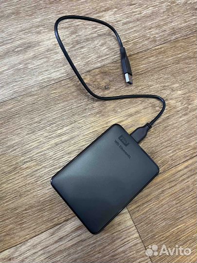 Внешний HDD на 1тб