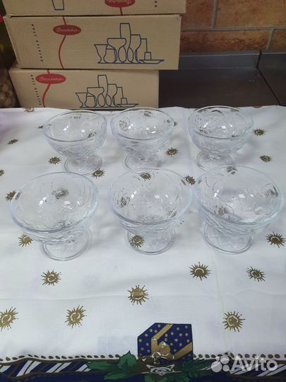 Салатники новые