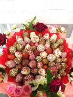 Букет 2кг клубники в шоколаде