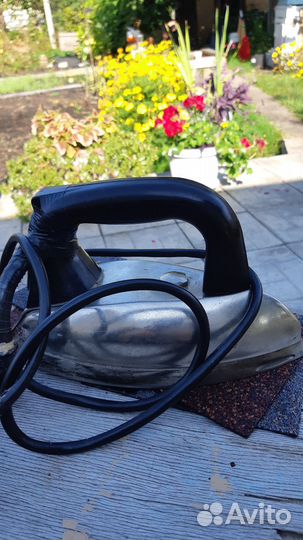 Утюг советский