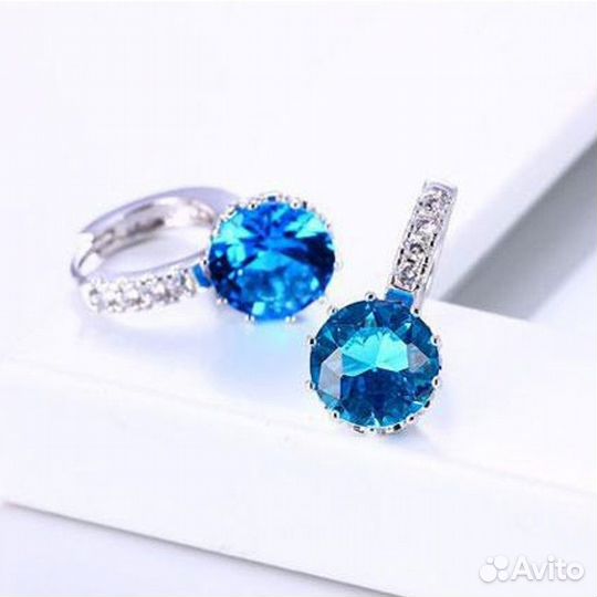 Серьги с фианитами и цирконом, 