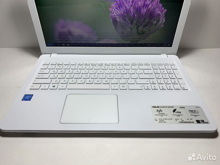 Идеальный как новый ноутбук Asus intel/4gb/ssd